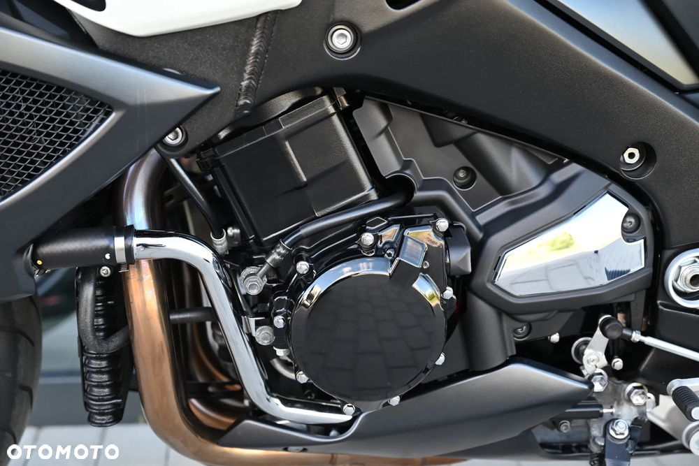 Suzuki GSX-R - 10