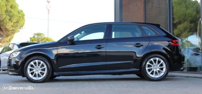 Audi A3 Sportback 1.6 TDI Ambiente - 7