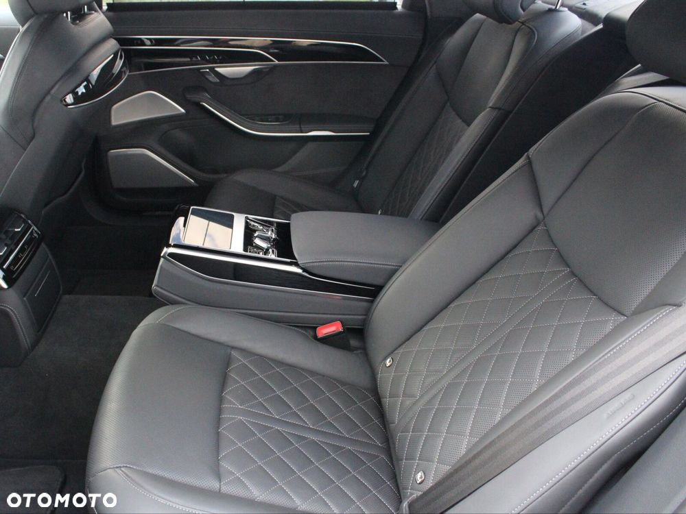 Audi A8 - 13