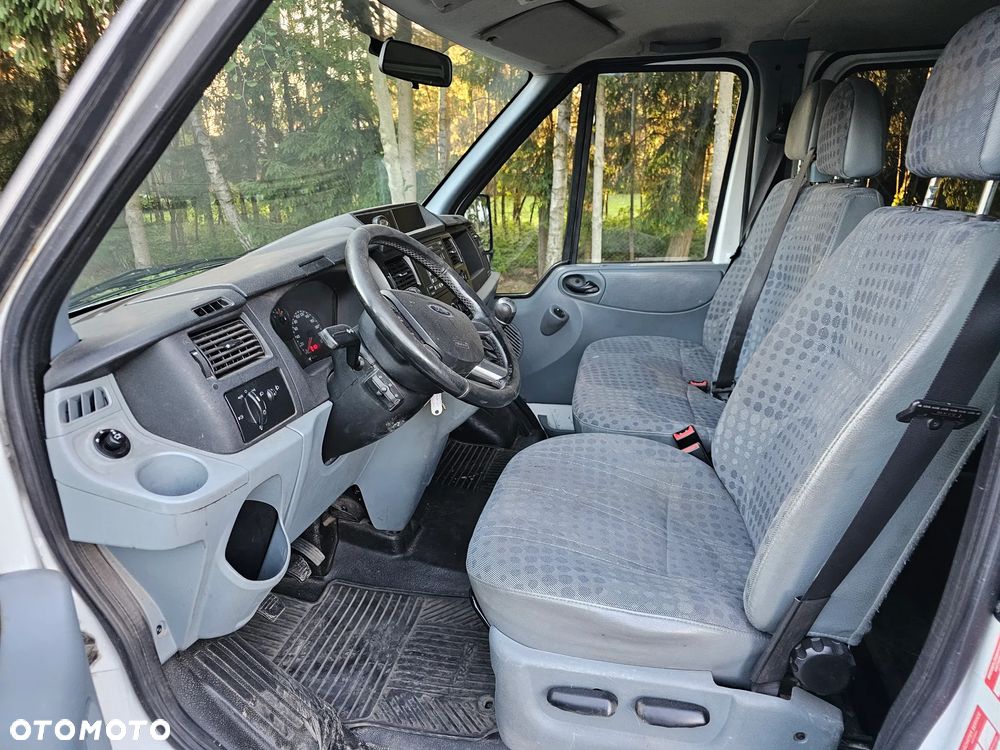 Ford Transit - 15