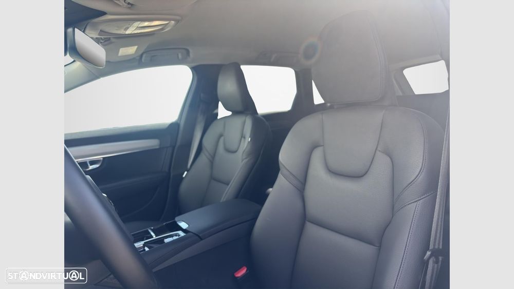 Volvo V90 2.0 T6 PHEV Plus Dark AWD - 12