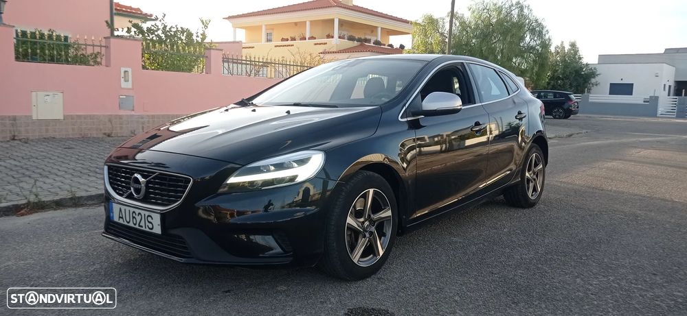 Volvo V40 2.0 D3 R-Design Geartronic - 1