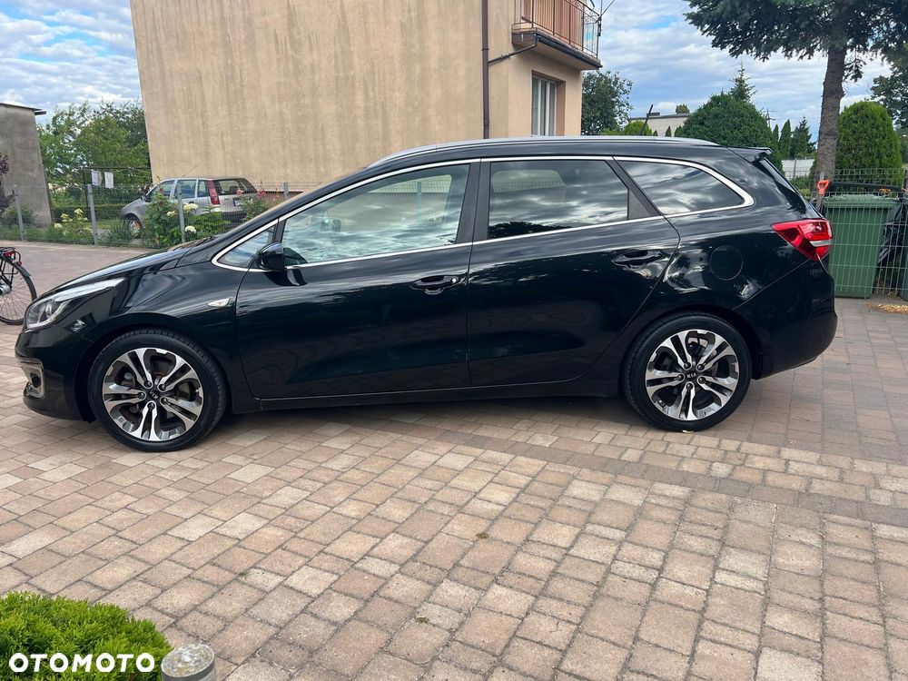 Kia Ceed 1.6 GDI Dream Team Edition - 5