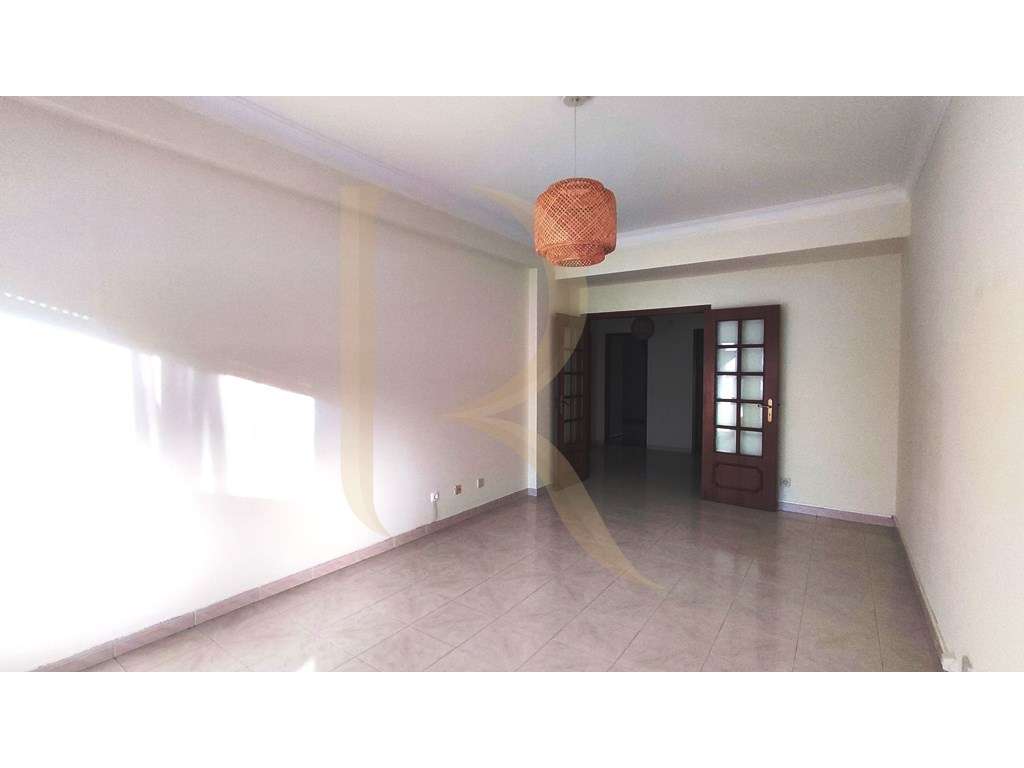 Apartamento T2 no Fogueteiro - Seixal - Grande imagem: 3/16