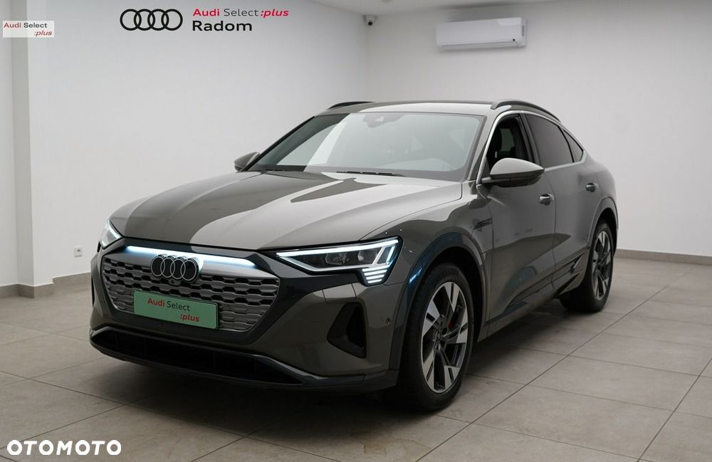 Audi Q8 Sportback e-tron - 2