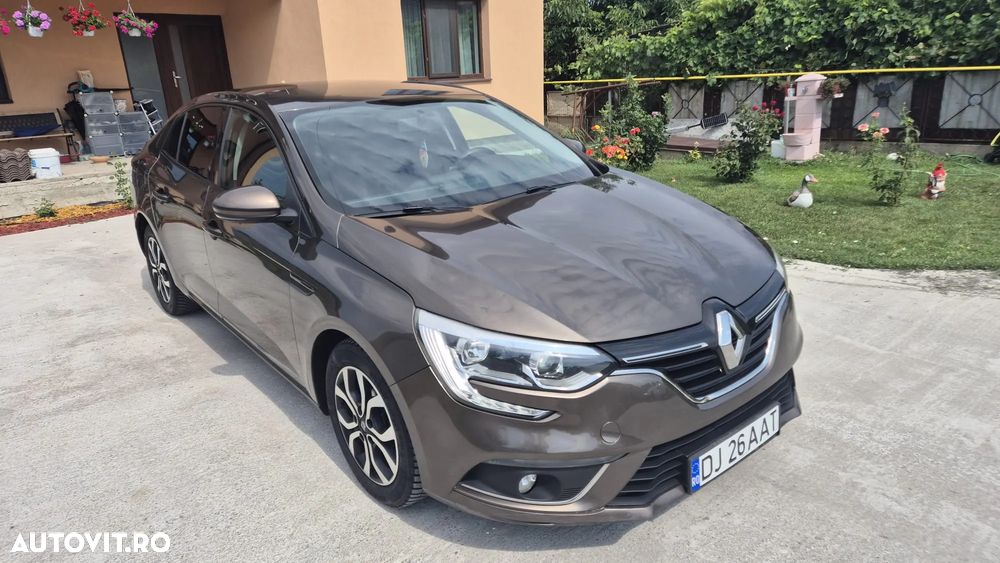 Renault Megane TCe GPF Life - 6