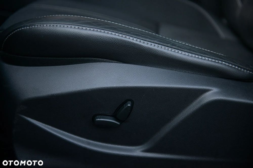 Ford C-MAX Diesel Titanium - 20