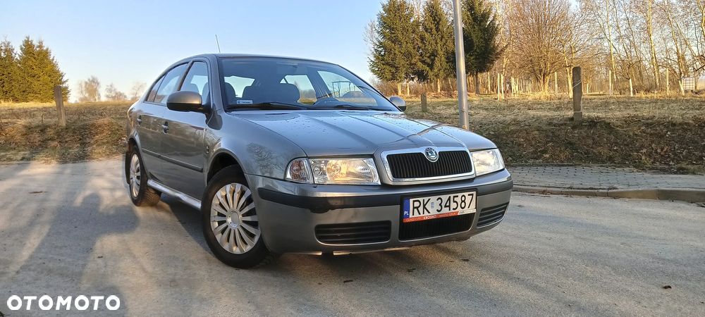 Skoda Octavia 1.6 Tour Classic - 3