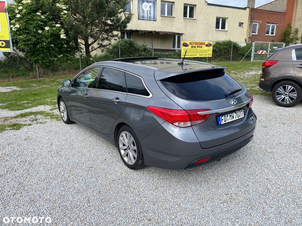 Hyundai i40 2.0 Automatik Premium - 11