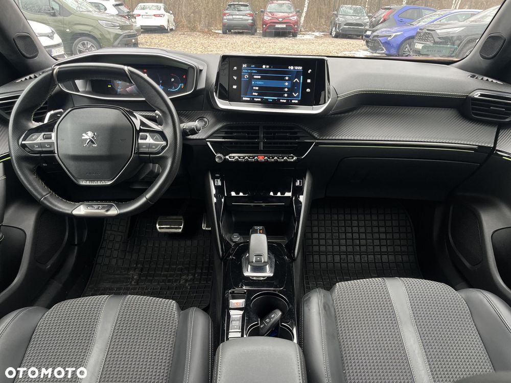 Peugeot 2008 1.2 PureTech GT Line S&S EAT8 - 6