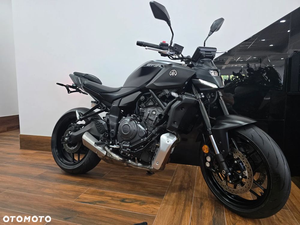Yamaha MT - 2