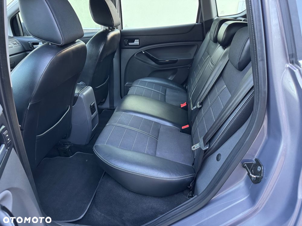 Ford Kuga 2.0 TDCi 4WD Titanium - 20