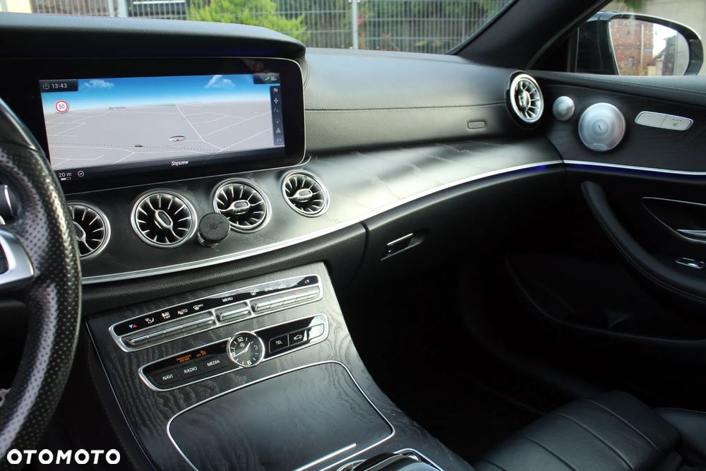 Mercedes-Benz Klasa E 220 d 9G-TRONIC - 10