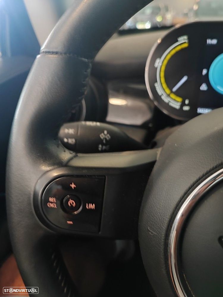 MINI 3 Portas Cooper SE - 11