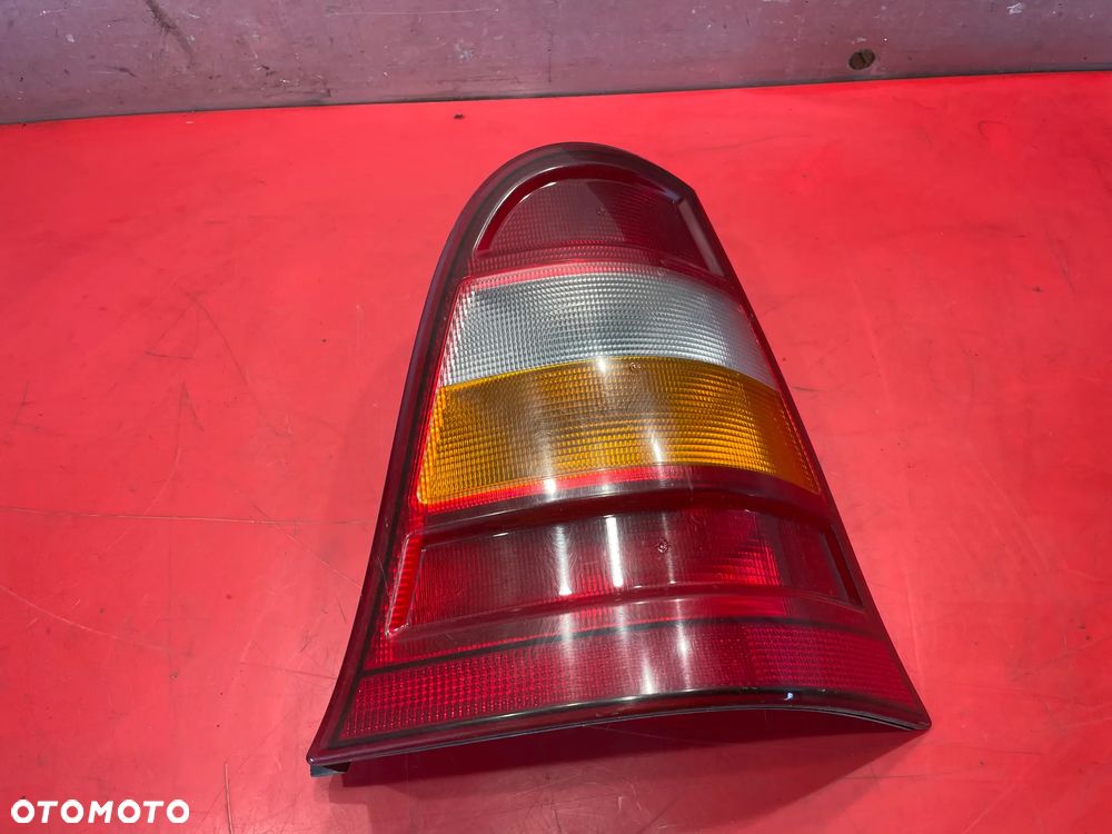 Lampa tył mercedes w268 lewa prawa - 2
