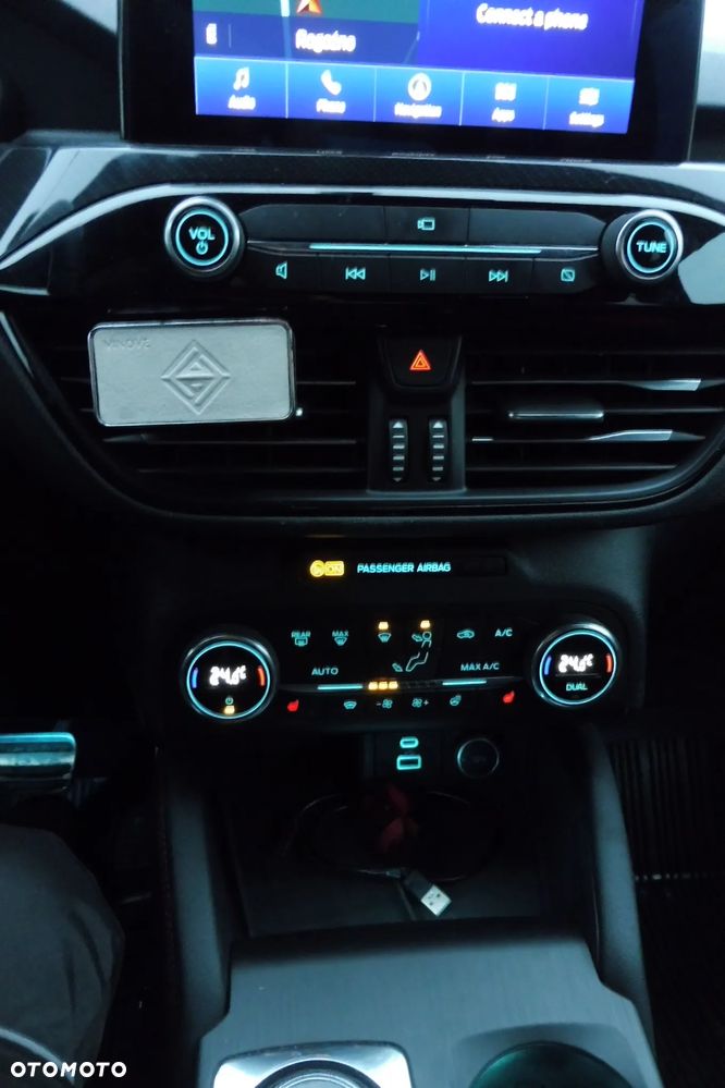 Ford Kuga 2.0 EcoBlue AWD ST-Line X - 19