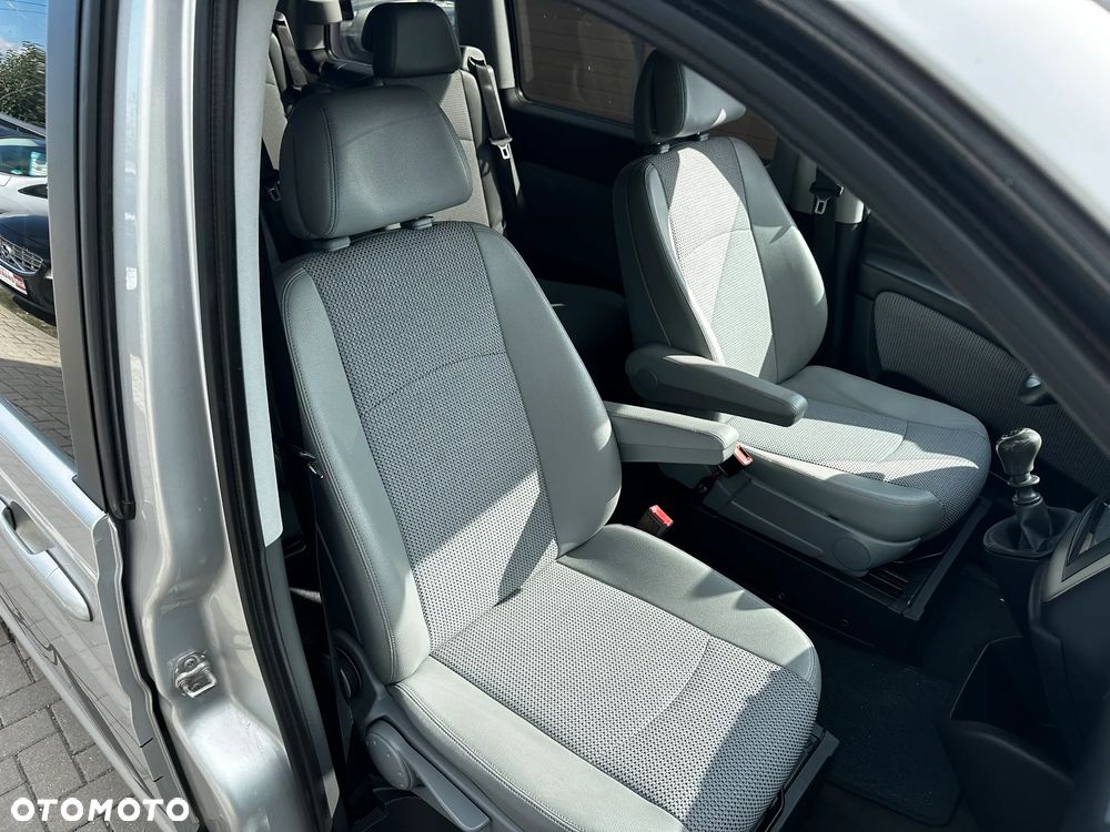 Mercedes-Benz Viano - 14