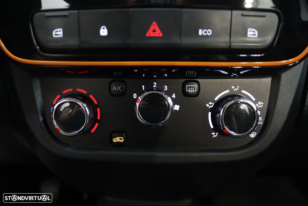 Dacia Spring Comfort Plus - 13