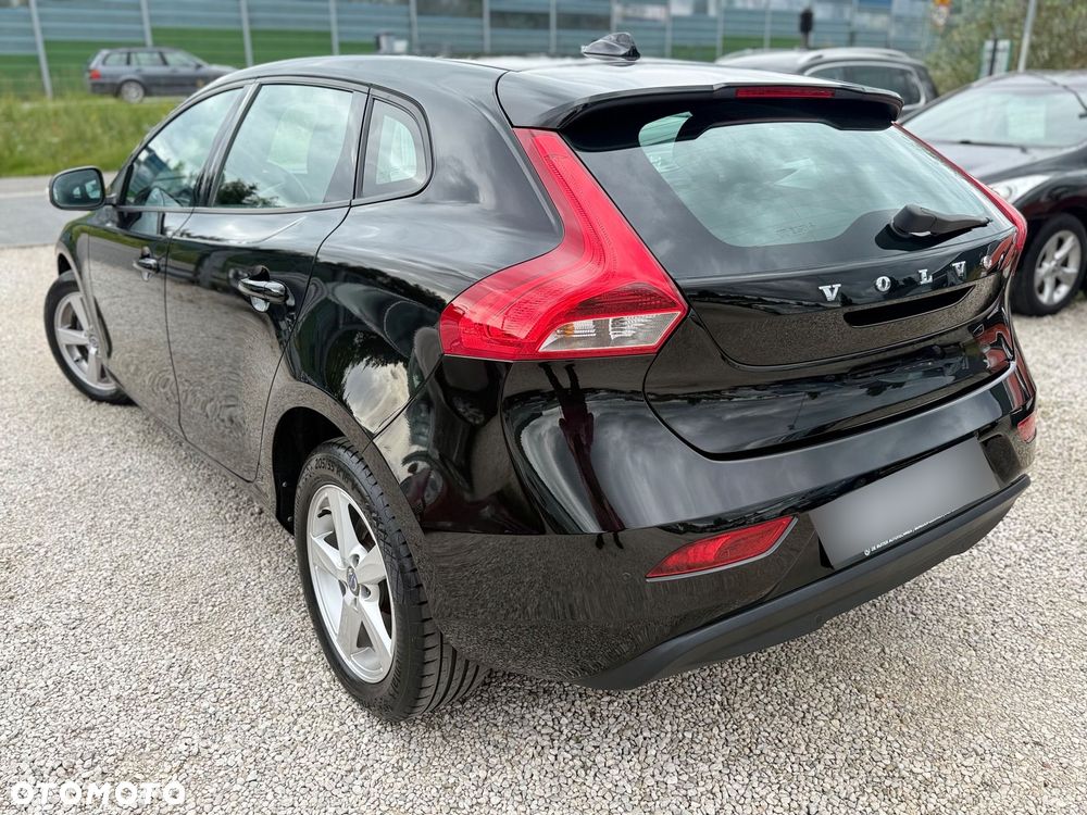 Volvo V40 - 9