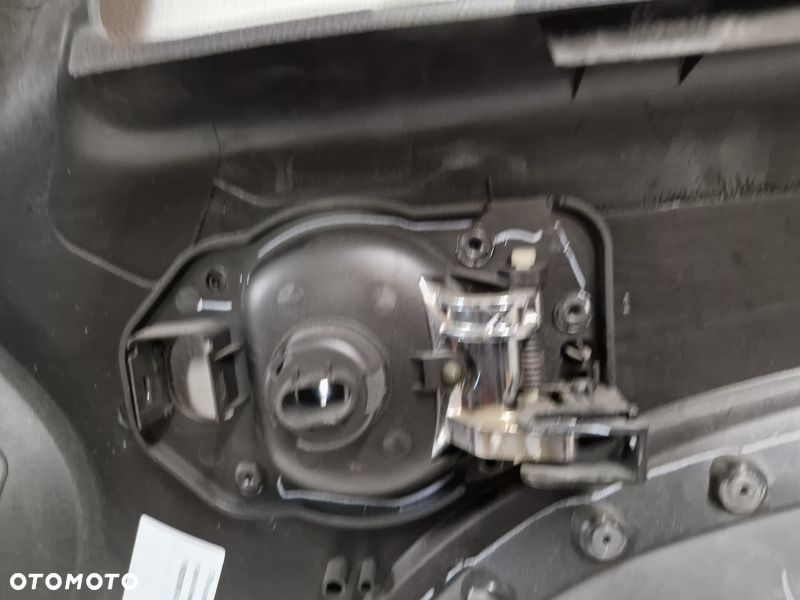 chevrolet hhr boczek drzwi lewy przód przedni tapicerka 15923679 - 8