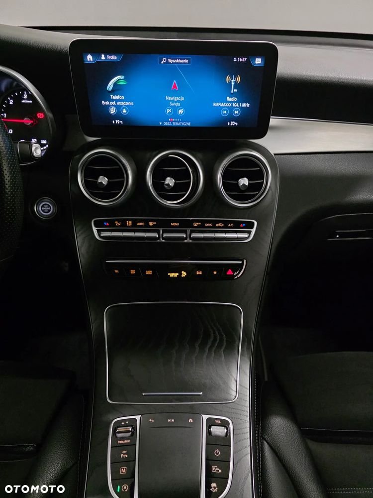 Mercedes-Benz GLC 300 d 4Matic 9G-TRONIC AMG Line Plus - 10