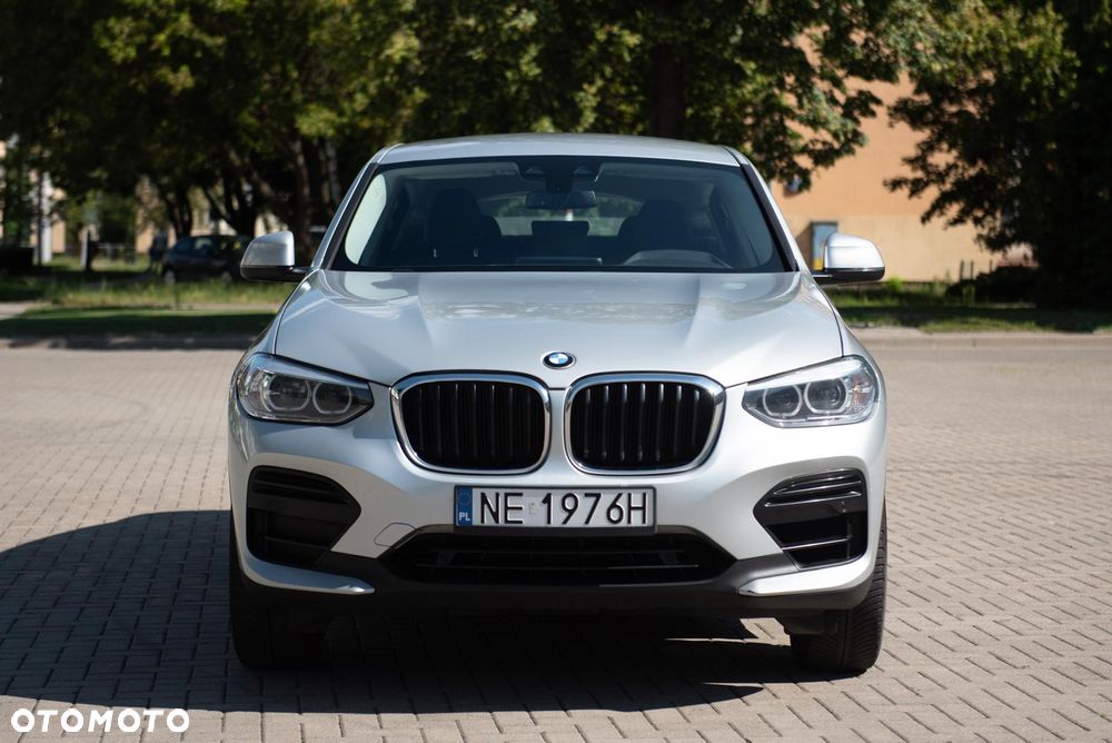 BMW X4 xDrive20d - 8