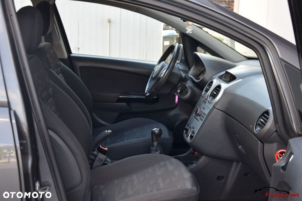 Opel Corsa - 22