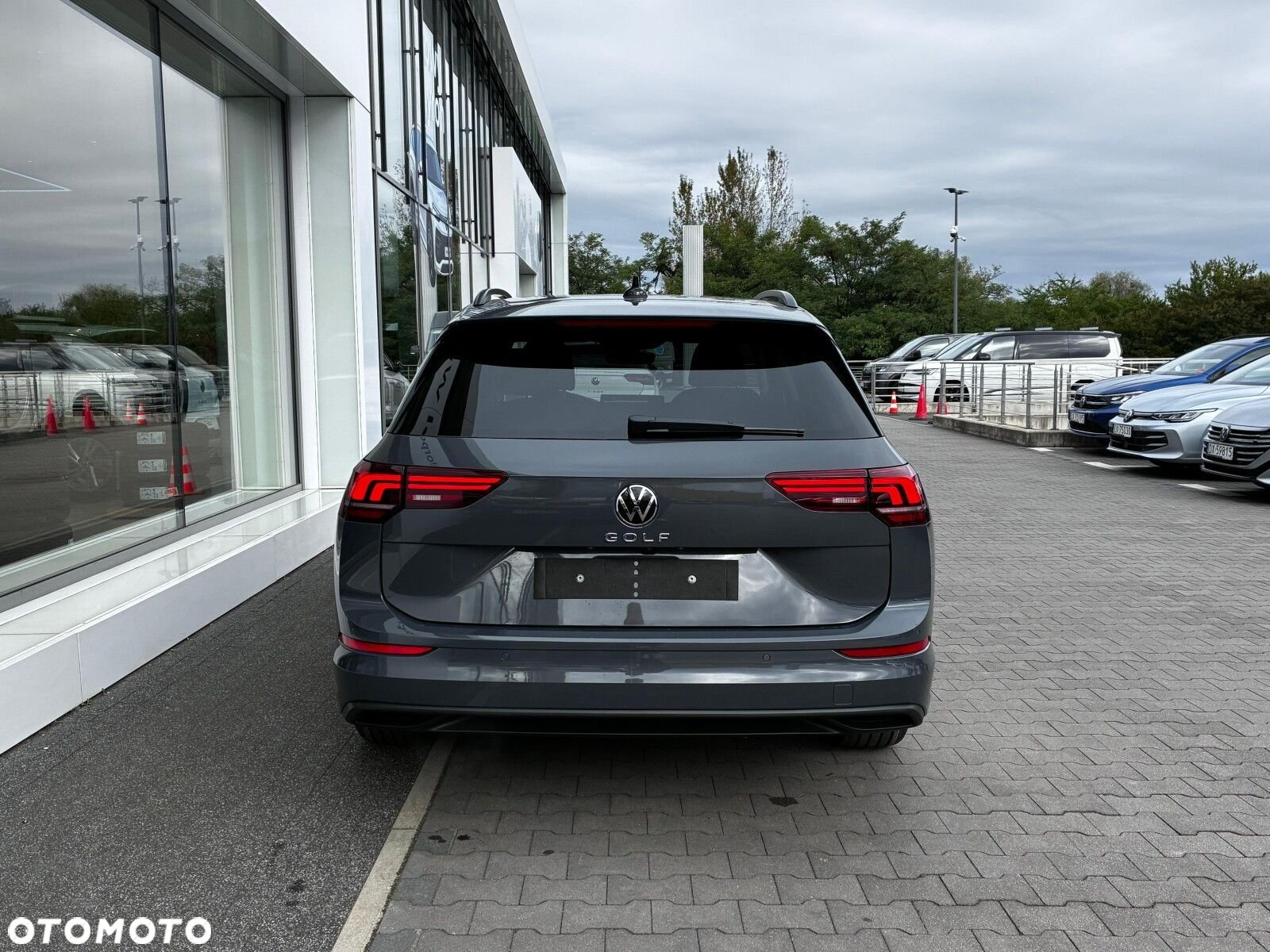 Volkswagen Golf - 12