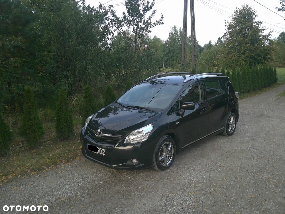 Toyota Verso 2.0 D-4D Life - 2