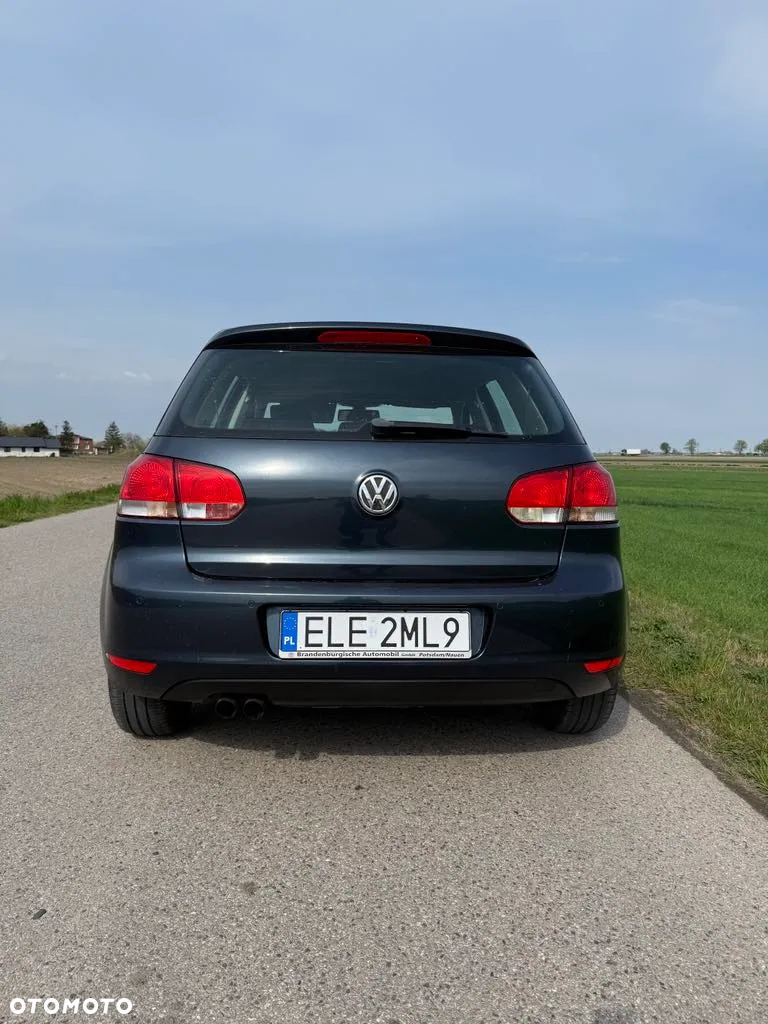Volkswagen Golf - 8