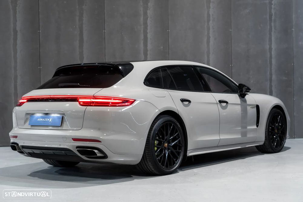 Porsche Panamera Sport Turismo - 4