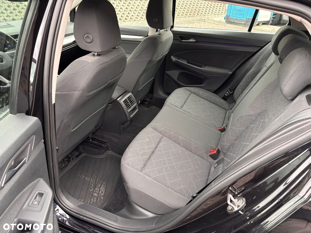 Volkswagen Golf 1.0 TSI Life - 17