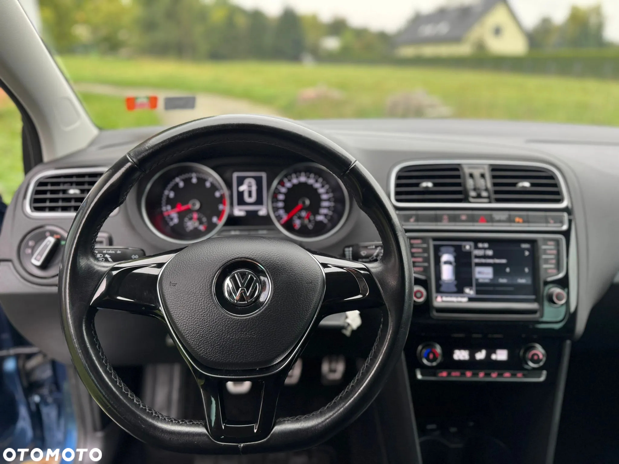 Volkswagen Polo 1.2 TSI (Blue Motion Technology) SOUND - 13