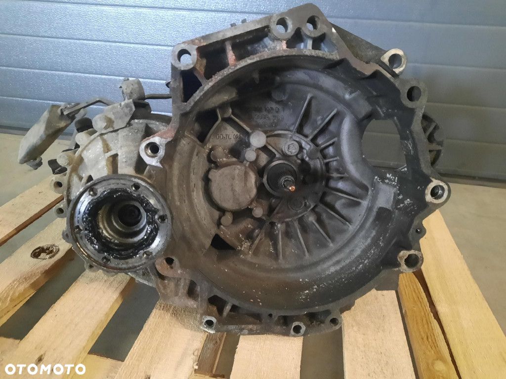 VOLKSWAGEN GOLF IV 1.4MT 75KM 97-06 SKRZYNIA BIEGÓW MANUALNA WWO - 1
