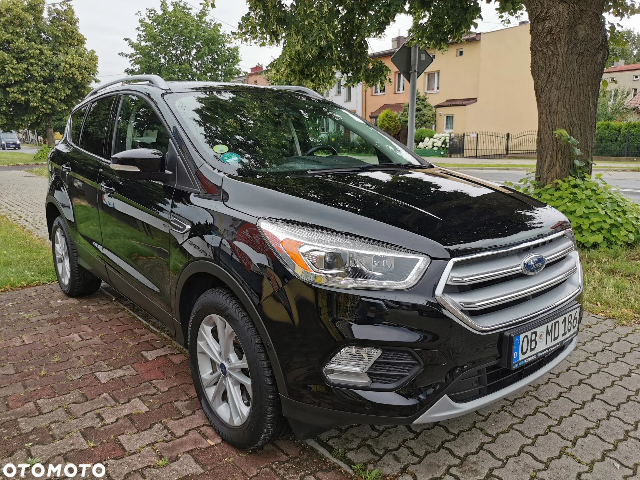 Ford Kuga 2.0 TDCi 2x4 Titanium - 3