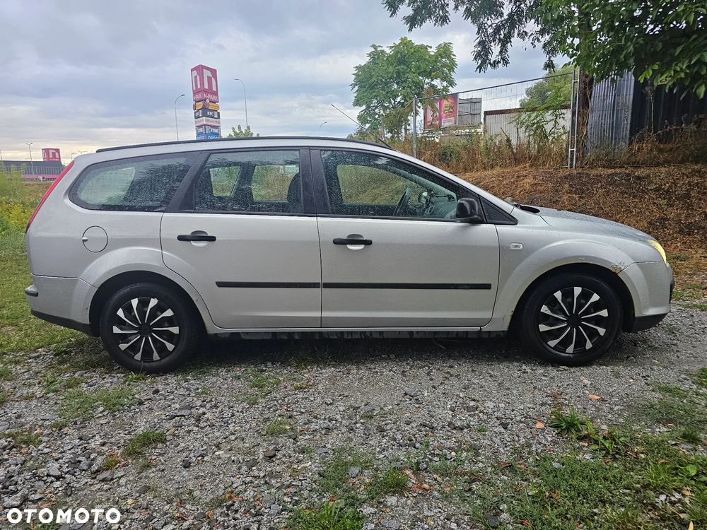 Ford Focus 1.6 TDCi Trend - 12