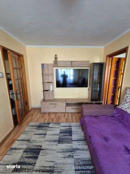 Inchiriez apartament 2 camere — fotografia 1