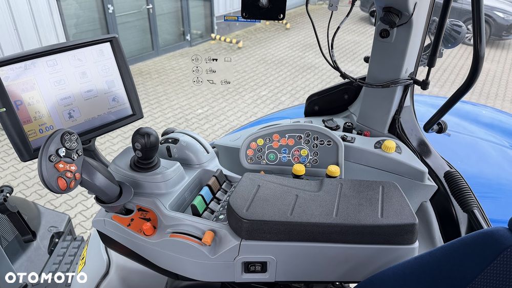 New Holland T7.290 AUTO COMMAND - 29