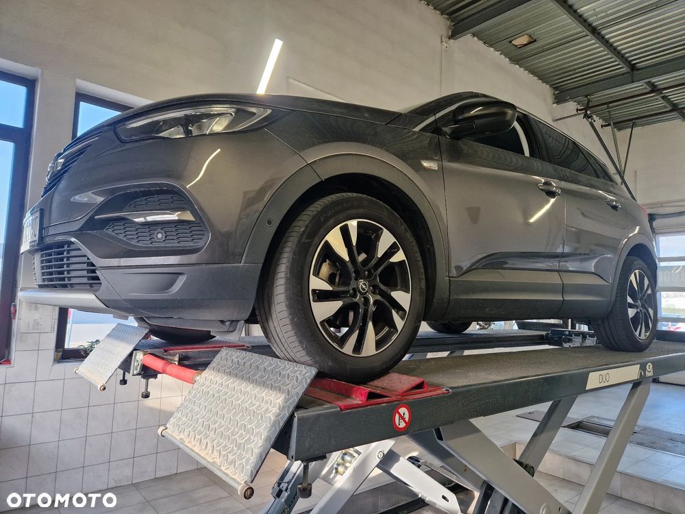 Opel Grandland X 1.2 Start/Stop Business INNOVATION - 30