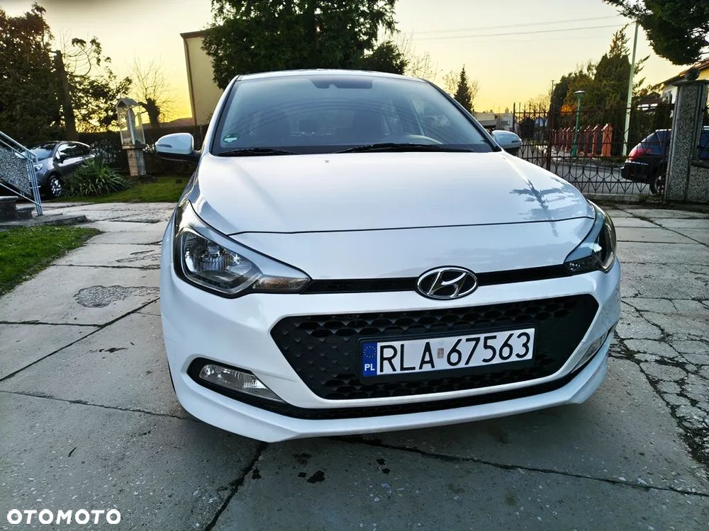 Hyundai i20 - 15