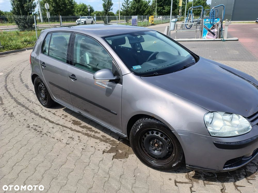 Volkswagen Golf - 3