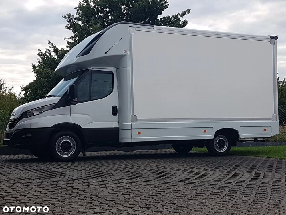 Iveco DAILY KONTENER NISKOPODŁOGOWY 4,43x2,23x2,42 SKLEP FOODTRUCK BAR KLIMA KONIOWÓZ KAMPER - 35