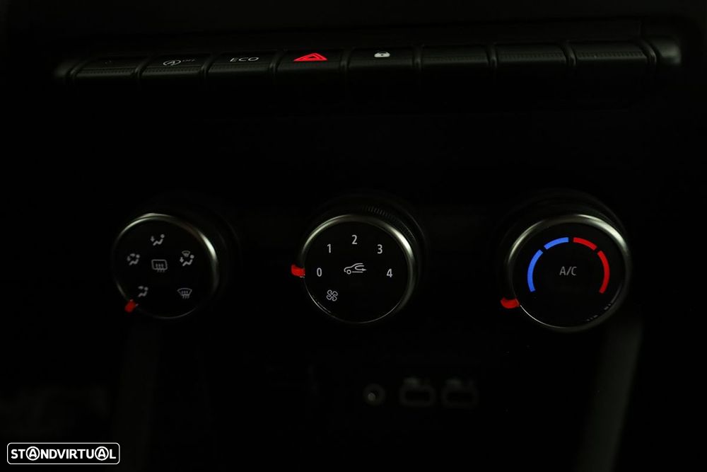 Renault Clio 1.0 TCe Evolution - 11