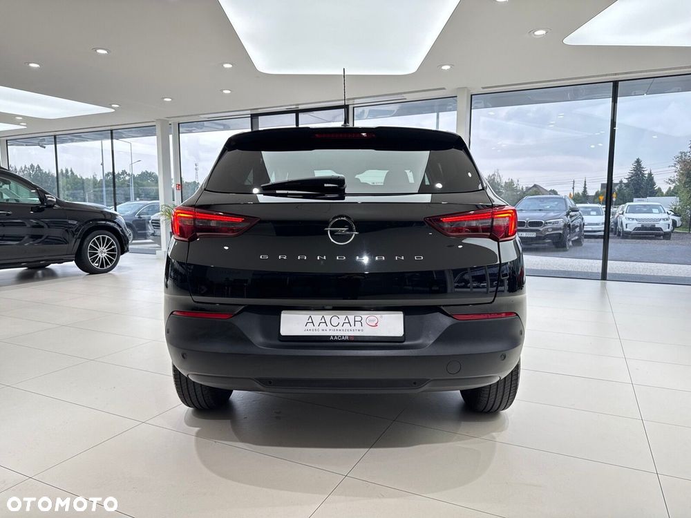Opel Grandland 1.2 T Business Edition S&S - 4