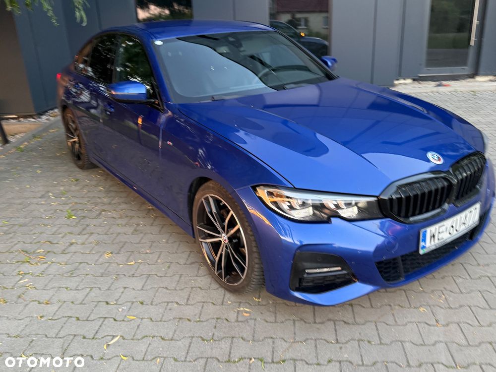 BMW Seria 3 320d M Sport sport - 9
