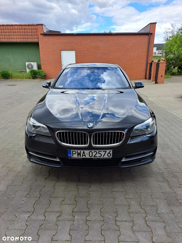 BMW Seria 5 520d xDrive - 1