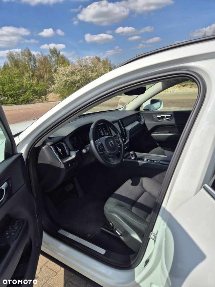 Volvo XC 60 B4 B Inscription - 4