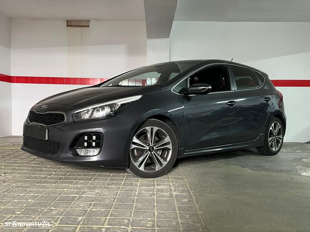 Kia Ceed 1.6 CRDi Nav Line - 4