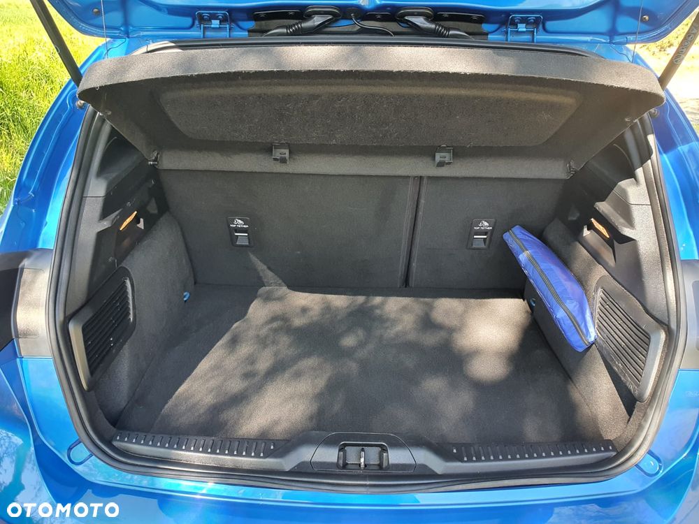 Ford Focus 1.5 EcoBlue Start-Stopp-System ST-LINE - 17