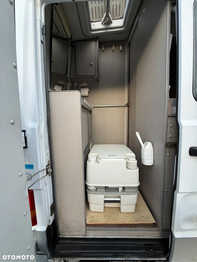 Mercedes-Benz MB100 LaStrada - 32